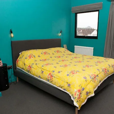 Apartman 3 Bedroom Townhouse By Gloucester Road *