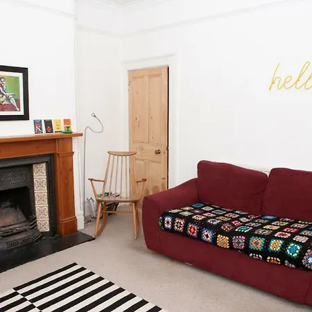 3 Bedroom Townhouse By Gloucester Road Apartman *